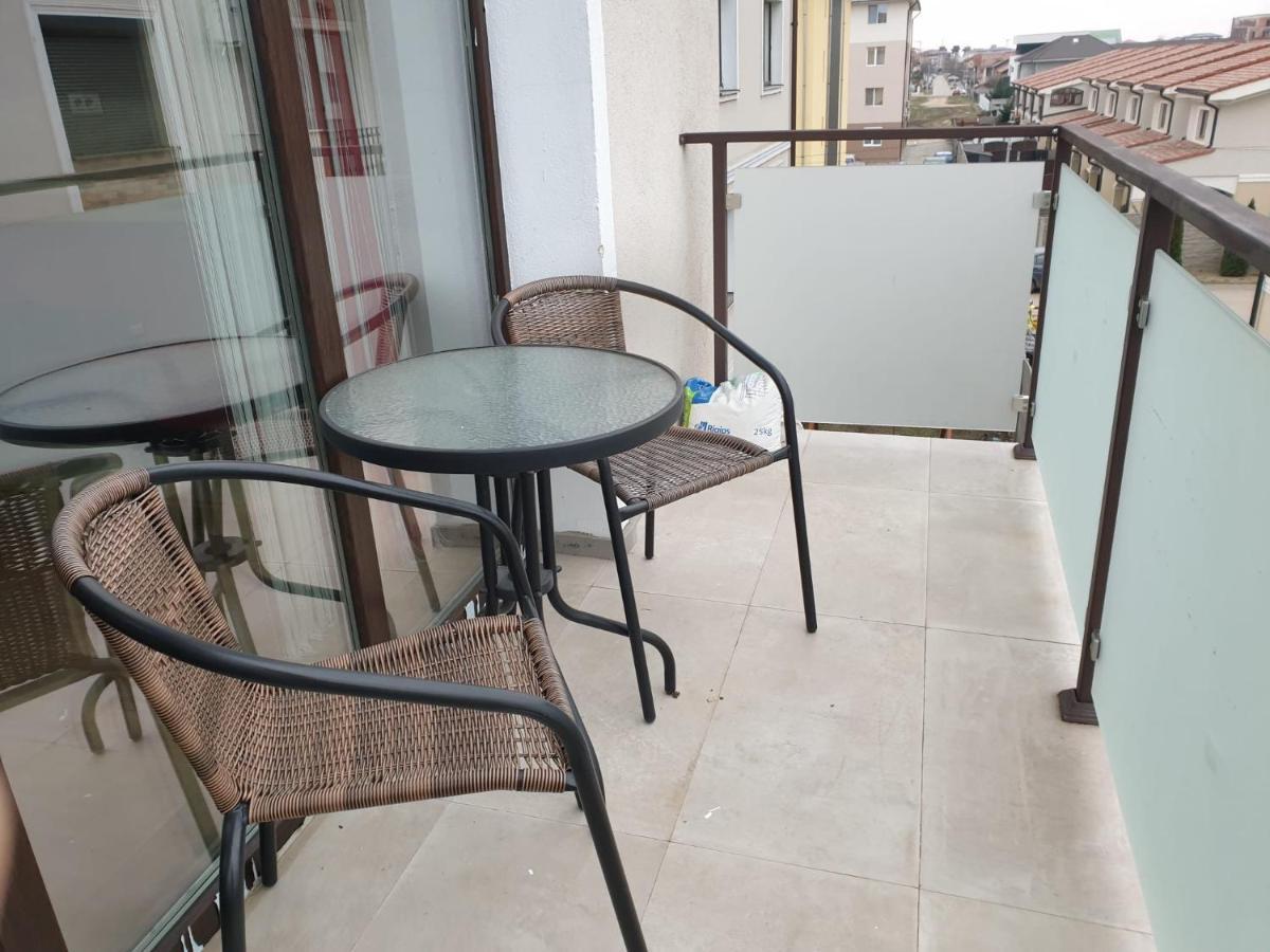 Appartement Apartament Adriana à Giroc Extérieur photo